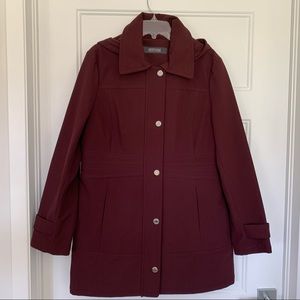 Kenneth Cole Reaction - Burgundy Hooded Rain Coat with Zipper and Button detail